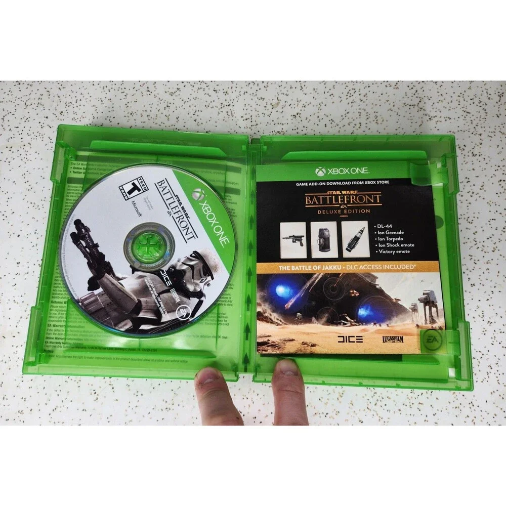 Xbox One Mixed Lot of 3 Video Games Star Wars Battlefront, Halo 5 & Titan Fall 2